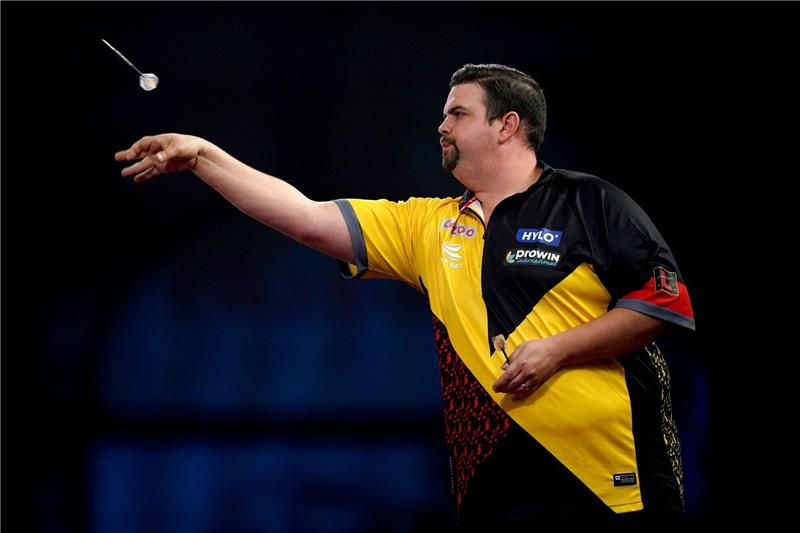 Darts-WM: Kampf der Giganten und ein Saarländer Gabriel Clemens gehört bei der Darts-WM in London zu den besten 32 Spielern.