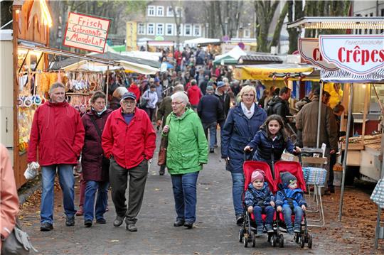 Gäste und Einheimische können ab heute wieder auf dem Oberharzer Bergbauernmarkt einkaufen und schlemmen. Foto: GZ-Archiv