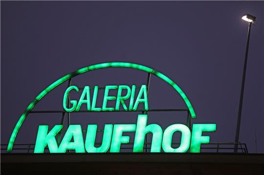Galeria Karstadt Kaufhof befindet sich seit Jahren im Überlebenskampf, die derzeitige Energiekrise setzt der Warenhauskette erneut enorm zu.