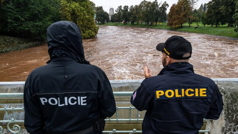 Was hat das erneute Hochwasser mit dem Klima zu tun? Ganze Regionen in Tschechien leiden unter einem Jahrhunderthochwasser.