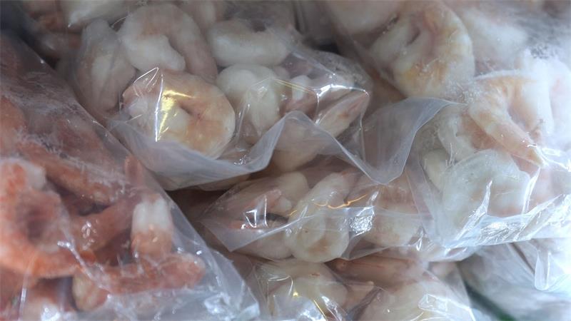 Deutsche essen mehr Fisch – Lachs bleibt Favorit Garnelen liegen auf Platz fünf der Lieblingsfischprodukte der Deutschen.
