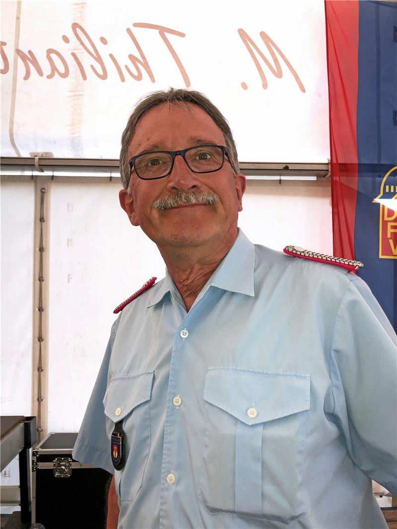 Feuerwehren im Kreis Goslar fühlen sich gut aufgestellt Geehrt mit der bronzenen Ehrennadel: Frank-Holger Kopka. Foto. Stade