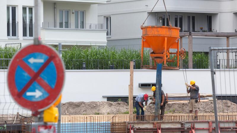 Lärm bis Schimmel: Wie Sie die Miete erfolgreich mindern Gegen Baulärm in der Umgebung kann der Vermieter nichts tun.