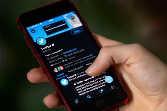 Gegen Twitter wurde in Deutschland ein Bußgeldverfahren eingeleitet.