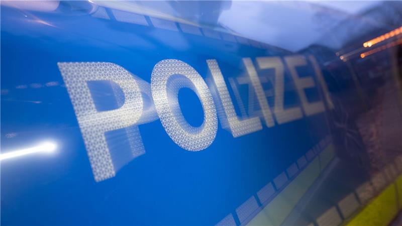 Betrunkener nutzt Notruf als Hotline – Polizei greift ein Gegen ihn wird nun wegen Missbrauchs von Notrufen ermittelt. (Symbolbild)