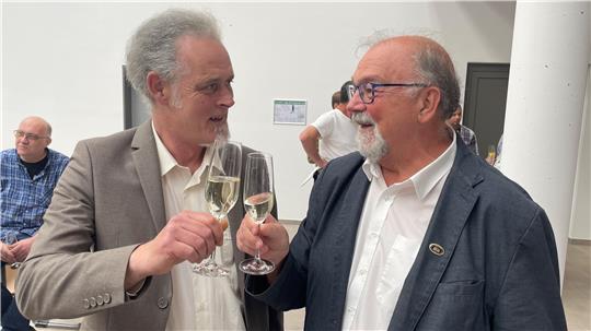 Gehen jetzt fast zeitgleich: CvD-Direktor Martin Ehrenberg (l.) fängt wohl am 1. September in Salzgitter an. RG-Direktor Hans-Peter Dreß ist seit dem 1. August in Ruhestand. Das Foto entstand zum Start des neuen Schulzentrums Goldene Aue.