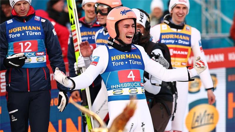 Eierlikör als Belohnung: Österreich dominiert Paschke & Co. Geht als Spitzenreiter ins Tournee-Finale: Stefan Kraft.