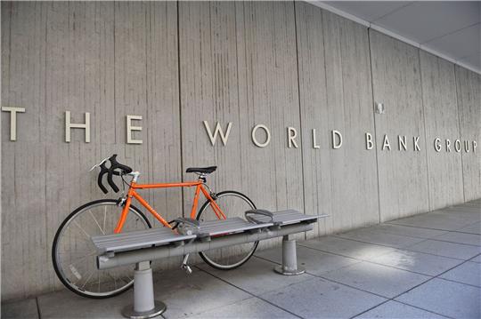 Geht es nach einem Vorschlag von Deutschland und anderen großen Anteilseignern soll die Weltbank einen neuen Kernauftrag bekommen.