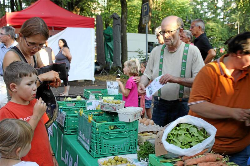 Gemüse und Obst vom Bio-Bauer.