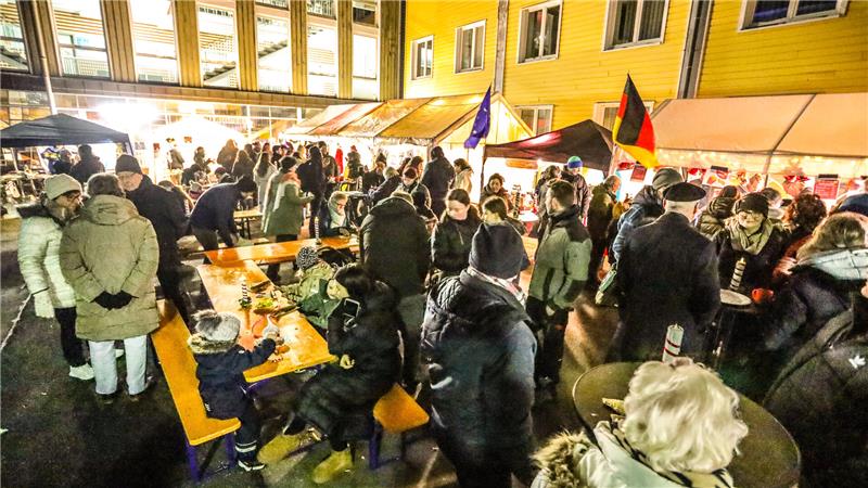 Gemütlichkeit ist Trumpf beim vierten Adventsmarkt auf dem TU-Gelände.
