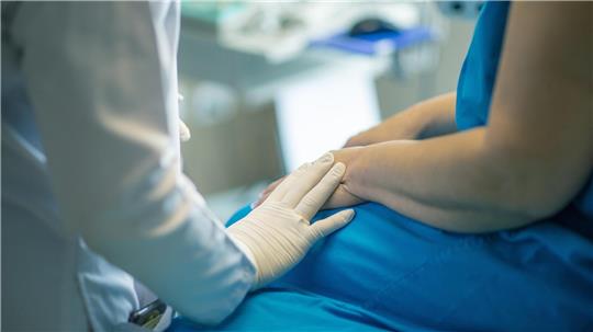 Genaue Zahlen werden zwar statistisch nicht erfasst, auf Studien basierende Schätzungen gehen aber von etlichen Patienten aus, die jährlich die Diagnose „Unheilbar krank“ erhalten.