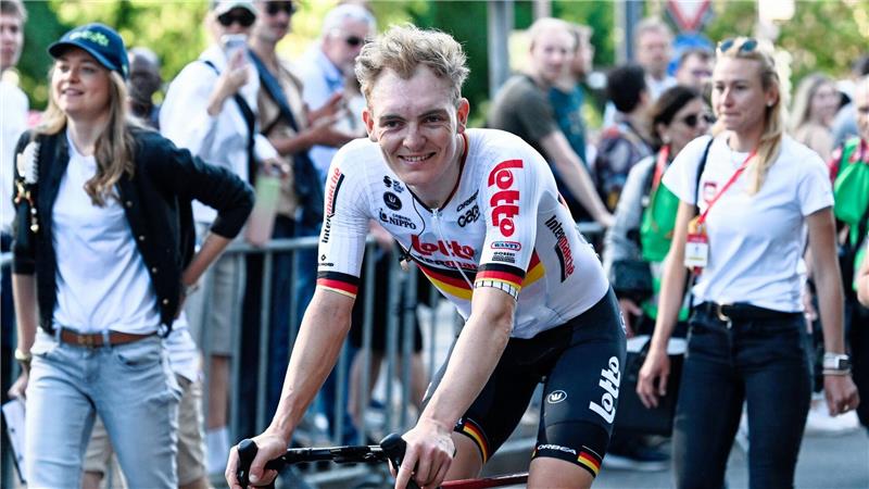 Georg Zimmermann bejubelt den größten Erfolg seiner Karriere.