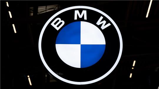 Gerade noch hat BMW steigende Absätze vermeldet, jetzt muss der Konzern seine Jahresprognose kappen. 