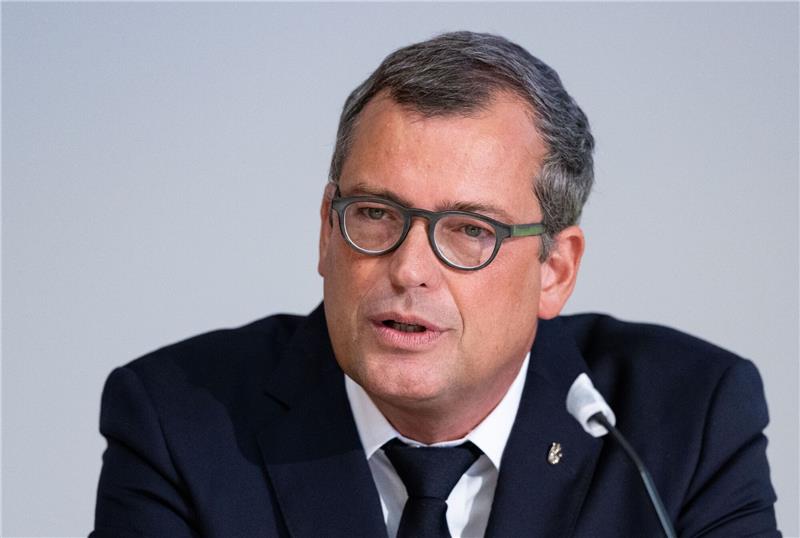 Leopoldina-Präsident fordert mehr Tempo beim Klimaschutz Gerald Haug, Präsident der Leopoldina, spricht während einer Veranstaltung in Halle (Saale).