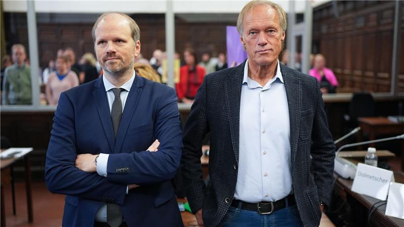 „Erschütternde Aufnahmen“ - Audiodateien im Block-Prozess Gerhard Dellings Verteidiger David Rieks meint, dass der Vorwurf der Beihilfe zur Kindesentziehung gegen seinen Mandanten nicht zutrifft.