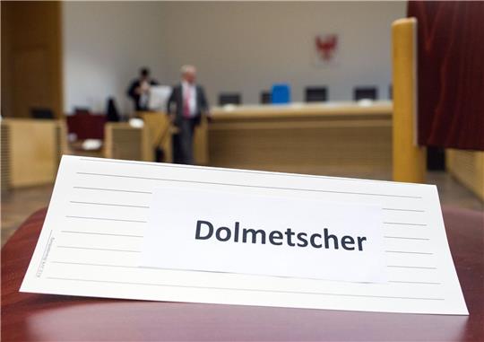 Gerichtsdolmetscher in Deutschland fürchten schärfere Zugangsbedingungen.