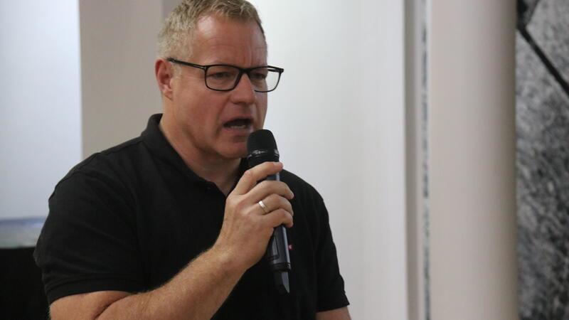 Harlingeröder Recyclingfirma gibt 700.000 Euro für Brandschutz aus Geschäftsführer Guido Sellin berichtet über Brandschutz bei Electrocycling.