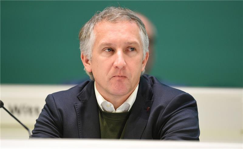 Weiter keine Einigung zwischen Werder und Füllkrug in Sicht Geschäftsführer Sport von SV Werder Bremen Frank Baumann nimmt an der Mitgliederversammlung teil.