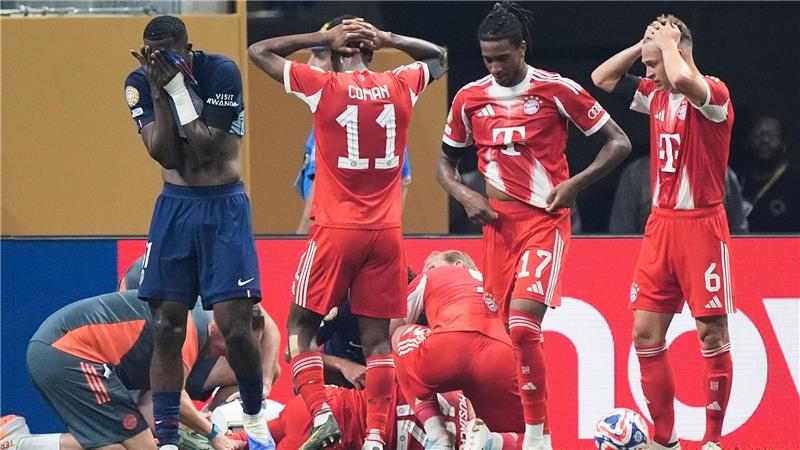Bayern nach Horror-Szene um Musiala raus: „Natürlich bitter“ Geschockte Bayern- und PSG-Spieler nach dem Musiala-Unfall.