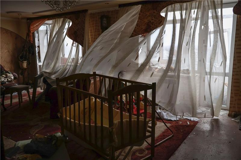 Krieg gegen die Ukraine: So ist die Lage Gespenstische Szene: Eine verlassene und durch Beschuss beschädigte Wohnung in Bachmut.