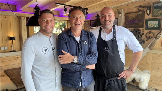 Gestalten den Auftakt von „Mein Lokal, dein Lokal“ im Harz: Moderator Robin Pietsch, Hearts-Hotel-Gastgeber Meik Lindberg und sein Küchenchef Thomas Barth.