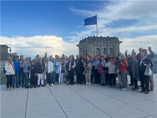 Gestern besucht die Delegation aus der Partnerstadt Touques zusammen mit den St. Andreasbergern auf Einladung der SPD-Bundestagsabgeordneten Frauke Heiligenstadt den Bundestag in Berlin. Foto: Privat