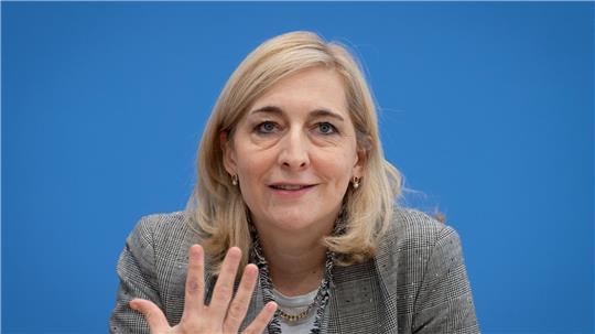 Gesundheitsministerin Nina Warken will tiefgreifende Reformen. (Archivfoto)