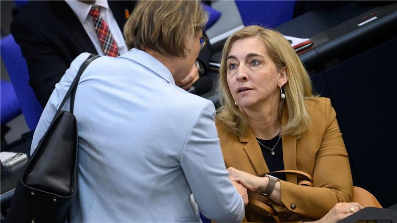 Gesundheitsministerin Warken will die Versorgung insgesamt breiter aufstellen. (Archivbild)