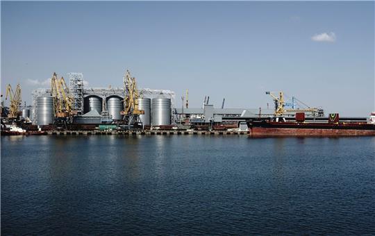 Getreidelagerterminals im Seehafen von Odessa in der Ukraine.