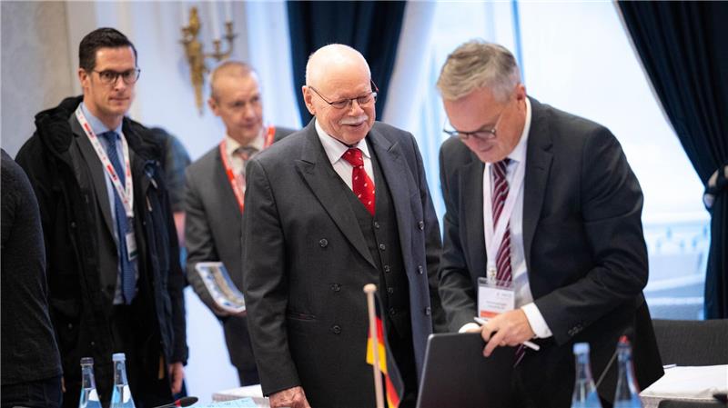 Gewalt im Fußball war eines der Themen der Innenministerkonferenz in Bremen.