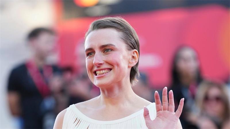 Goldener Löwe in Venedig für dänische Regisseurin Gewann auch als beste Schauspielerin: Mathilde Arcel.