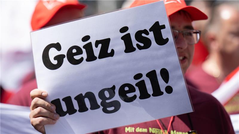 Gewinn vor Jobs? - Nestlé-Beschäftigte begehren auf. 