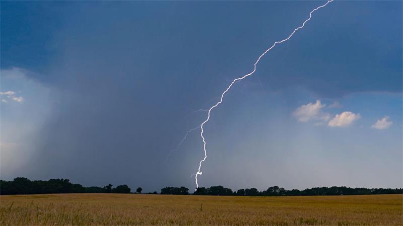 Gewitter mit starken Windböen sind heute für den Norden vorhergesagt. 