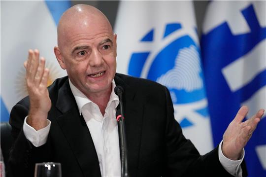 Gianni Infantino ist von der Zusammenarbeit mit der UEFA begeistert.