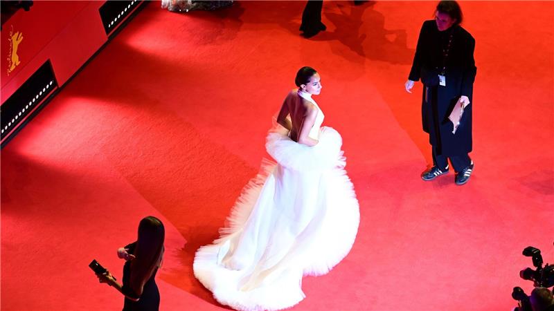 Gizem Emre vor der Gala.