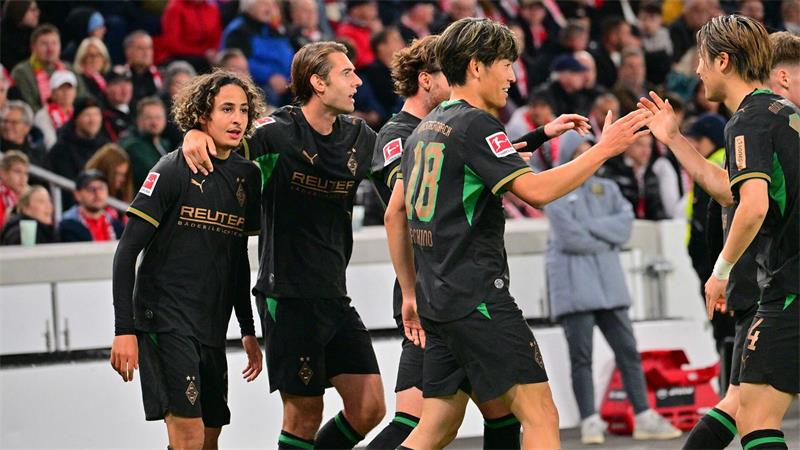 Gladbach gelingt in Stuttgart der ersehnte erste Saisonsieg.