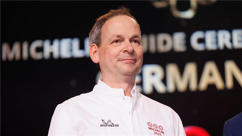 Sterne-Restaurant-Rekord in Deutschland „Glücklich und dankbar bin ich, dass unser Berufsstand hier vom Guide Michelin so wertgeschätzt wird“, sagte Christoph Rüffer vom Restaurant Haerlin in Hamburg.