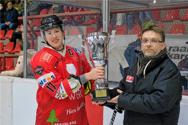 Eishockey-Regionalliga Nord wird fortgesetzt Götz Neumann