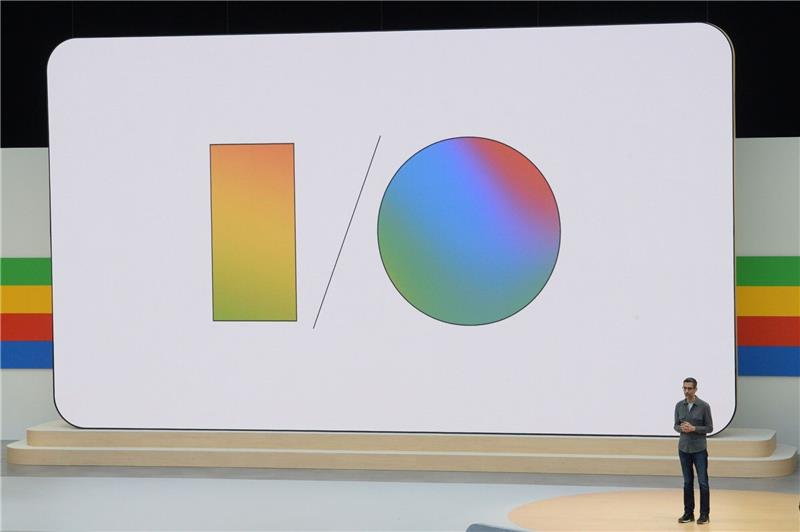 Google verbessert Suchmaschine mit KI-Funktionen Google-Chef Sundar Pichai: Google setzt auch auf «KI-Agenten» - Assistenten, die eigenständig Aufgaben mit mehreren Schritten erfüllen können.