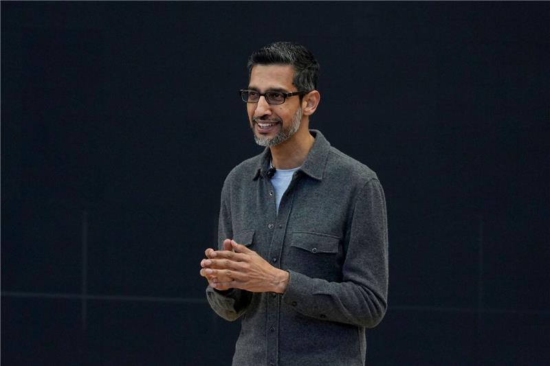 Google-Chef: Beziehung zu KI-Assistenten möglich Google-Chef Sundar Pichai hat sich zum Film «Her» geäußert.