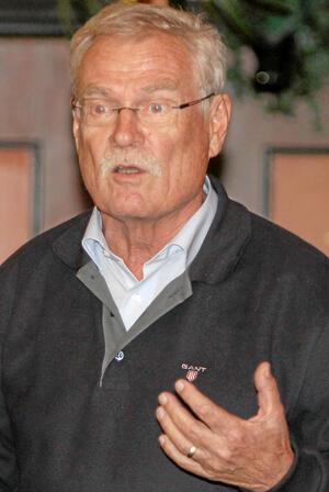 Goslars Alt-Oberbürgermeister Dr. Otmar Hesse hat zu Hans Krebs in den Archiven gestöbert.