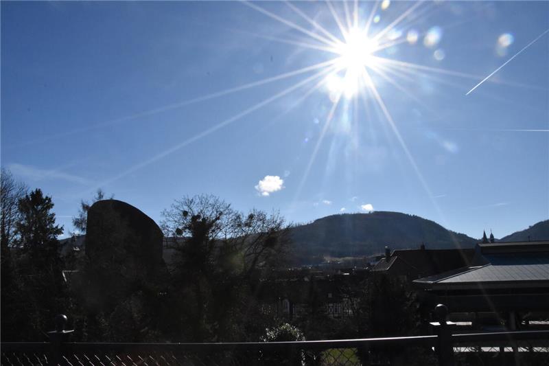 Goslars Altstadt erblickt die ersten Sonnenstrahlen