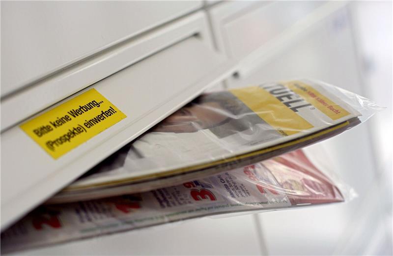 Post stellt Prospektbündel-Geschäft im Frühjahr ein Gratis-Werbezeitung «Einkauf Aktuell» der Post.