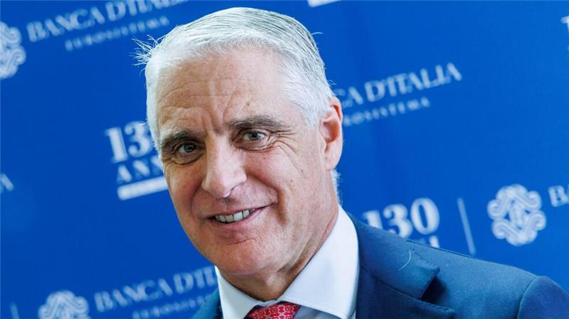 Trotz Rekordgewinns: Commerzbank streicht fast 4.000 Jobs Greift nach der Commerzbank: Unicredit-Chef Andrea Orcel. (Archivbild)