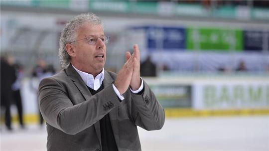 Grizzly-Manager Karl-Heinz Fliegauf holt Ex-NHL-Profi Nick Caamano nach Wolfsburg.