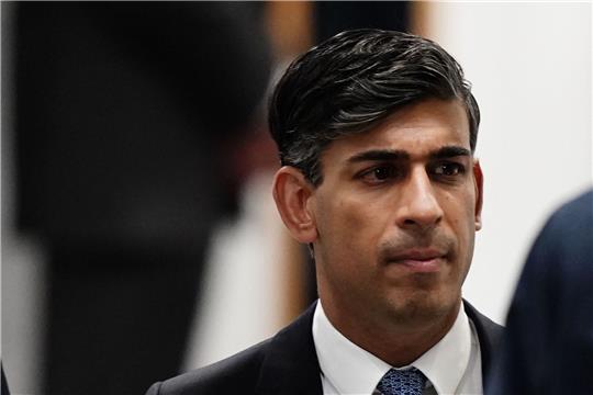 Großbritanniens Premierminister Rishi Sunak sieht sich mit einem Skandal um William Wragg konfrontiert.