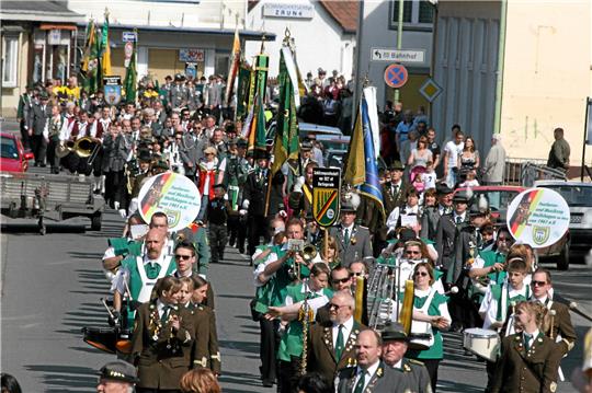 Große Schützenfeste inklusive Umzug (hier ein Bild aus dem Jahr 2016) gibt es in Bad Harzburg schon lange nicht mehr. Vielleicht aber demnächst wieder? Fotos: GZ-Archiv/Schlegel