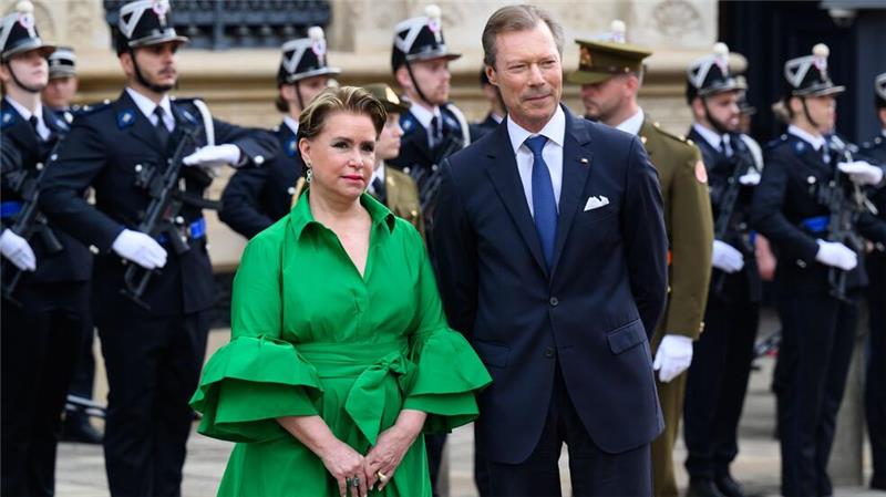 Großherzog Henri ernennt seinen Sohn zum Stellvertreter Großherzog Henri (69) - hier mit seiner Frau Maria Teresa von Luxemburg - will seinen Sohn Guillaume (42) zum Stellvertreter ernennen. (Archivbild)