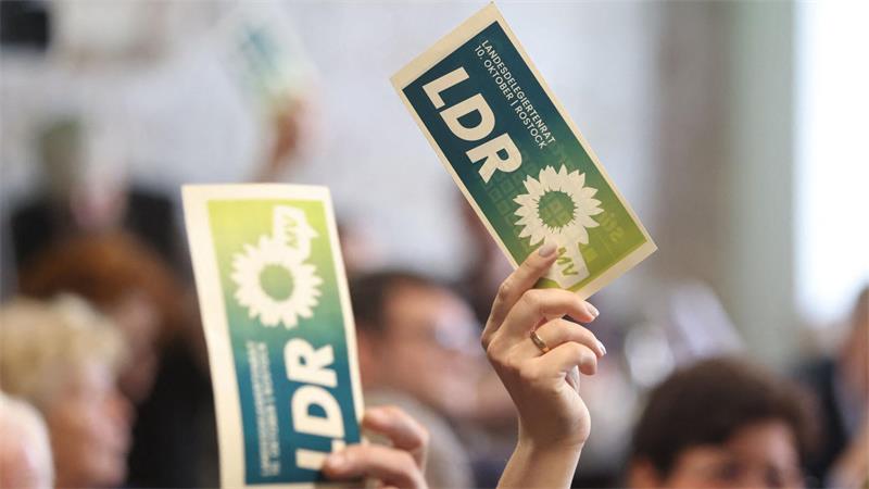 Grüne beschlossen einstimmig die Aufnahmen  von Koalitionsverhandlungen für Rot-Rot-Grün in Rostock.
