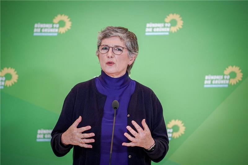 Haßelmann ruft vor Bauernprotesten zu Deeskalation auf Grünen-Fraktionschefin Britta Haßelmann hat vor den breit angelegten Bauernprotesten zur Deeskalation aufgerufen.